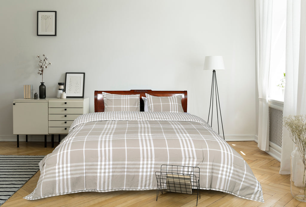Banbury Plaid Linen and Ivory Cotton Comforter Set