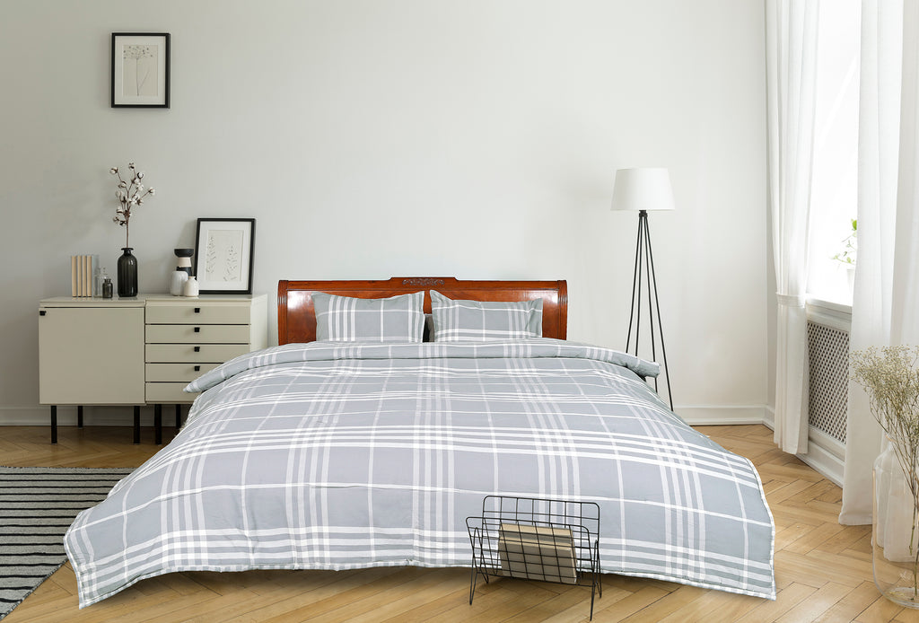 Banbury Plaid Grey and Ivory Cotton Comforter Set